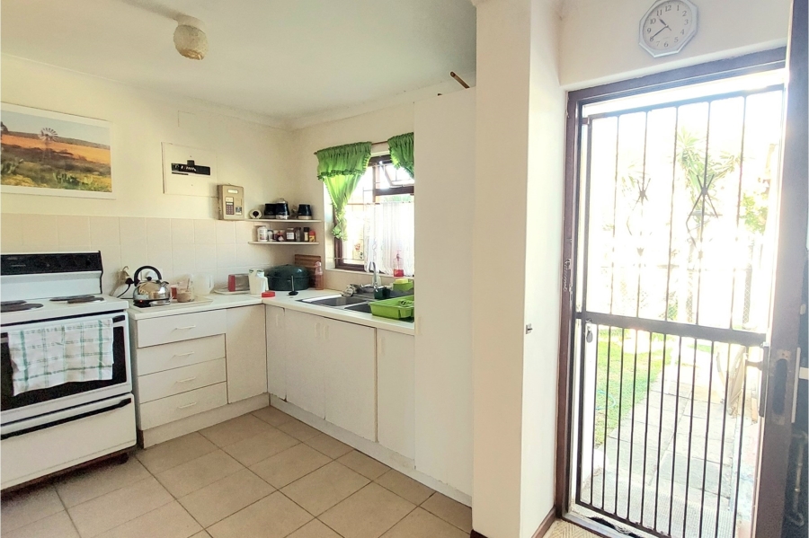 2 Bedroom Property for Sale in Silverglade Western Cape